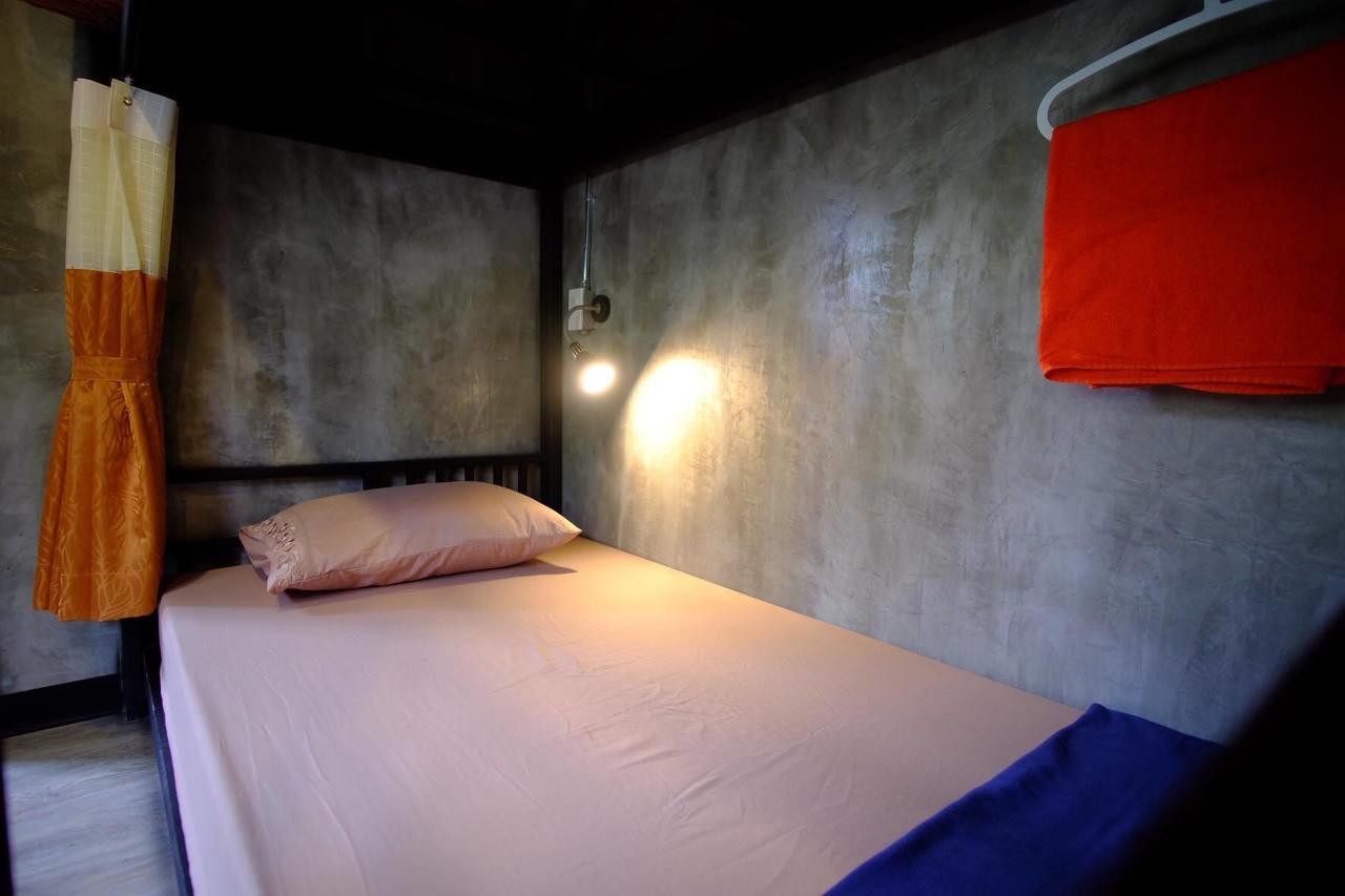 Nap Corner Hostel Phitsanulok Exterior photo